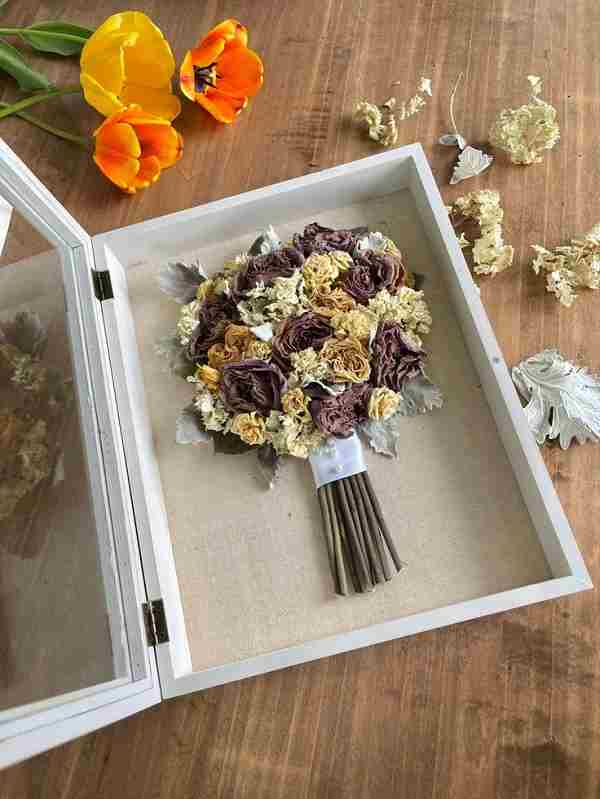 باکس گل عروس